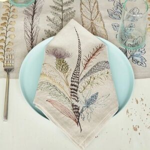 Set of 10 Coral and Tusk "Thistle" Dinner Napkins